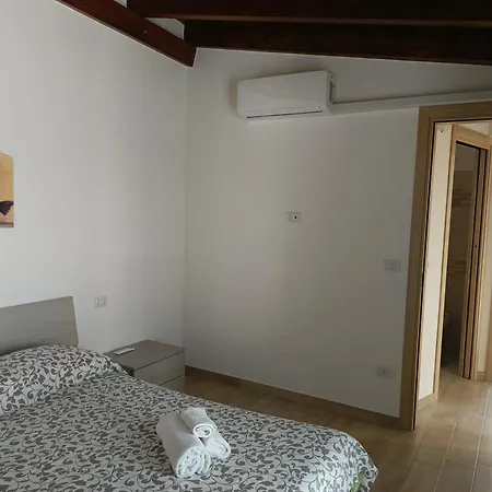 Gravina House *